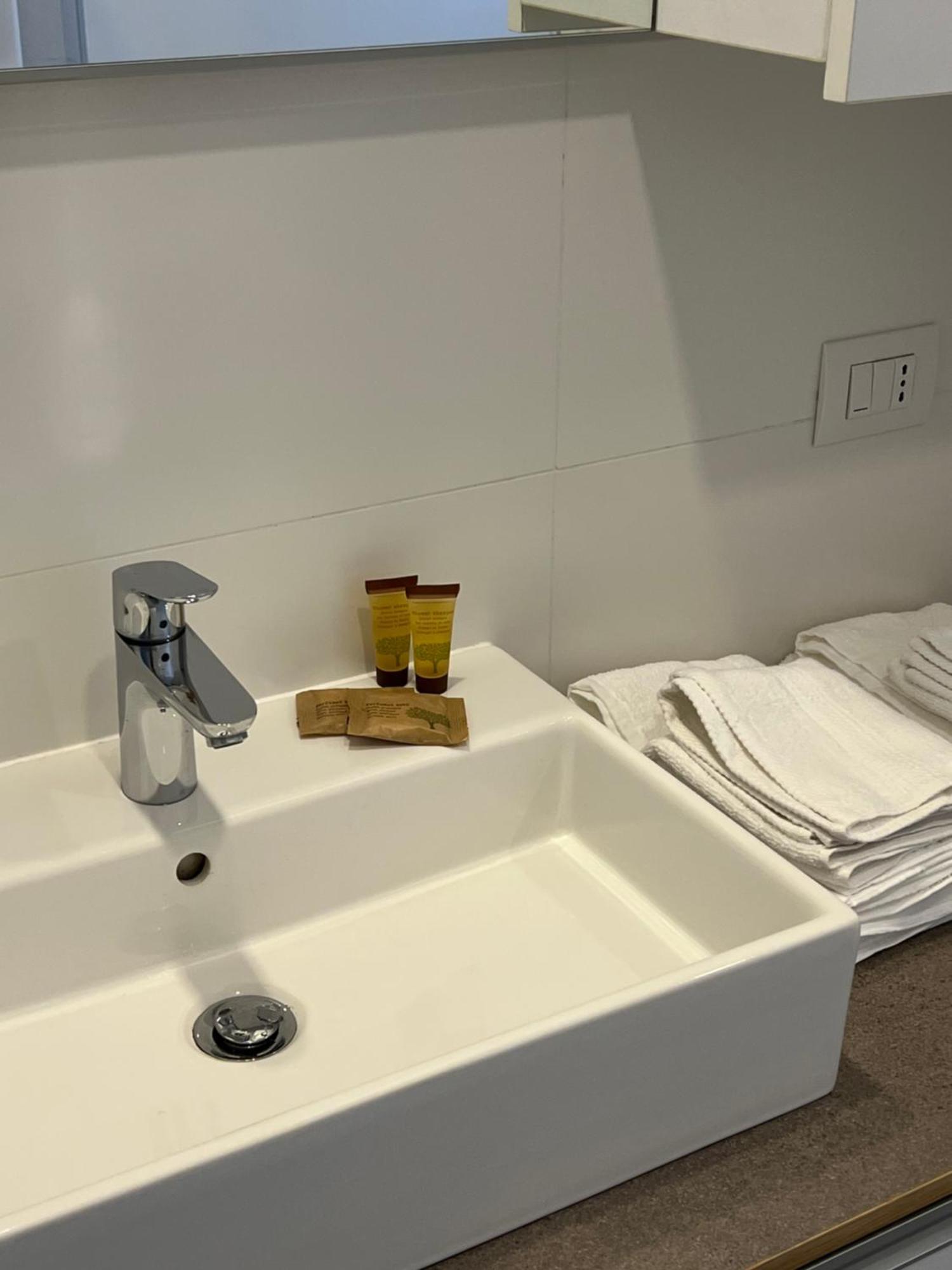 Dreamers Apartment ティラーノ エクステリア 写真